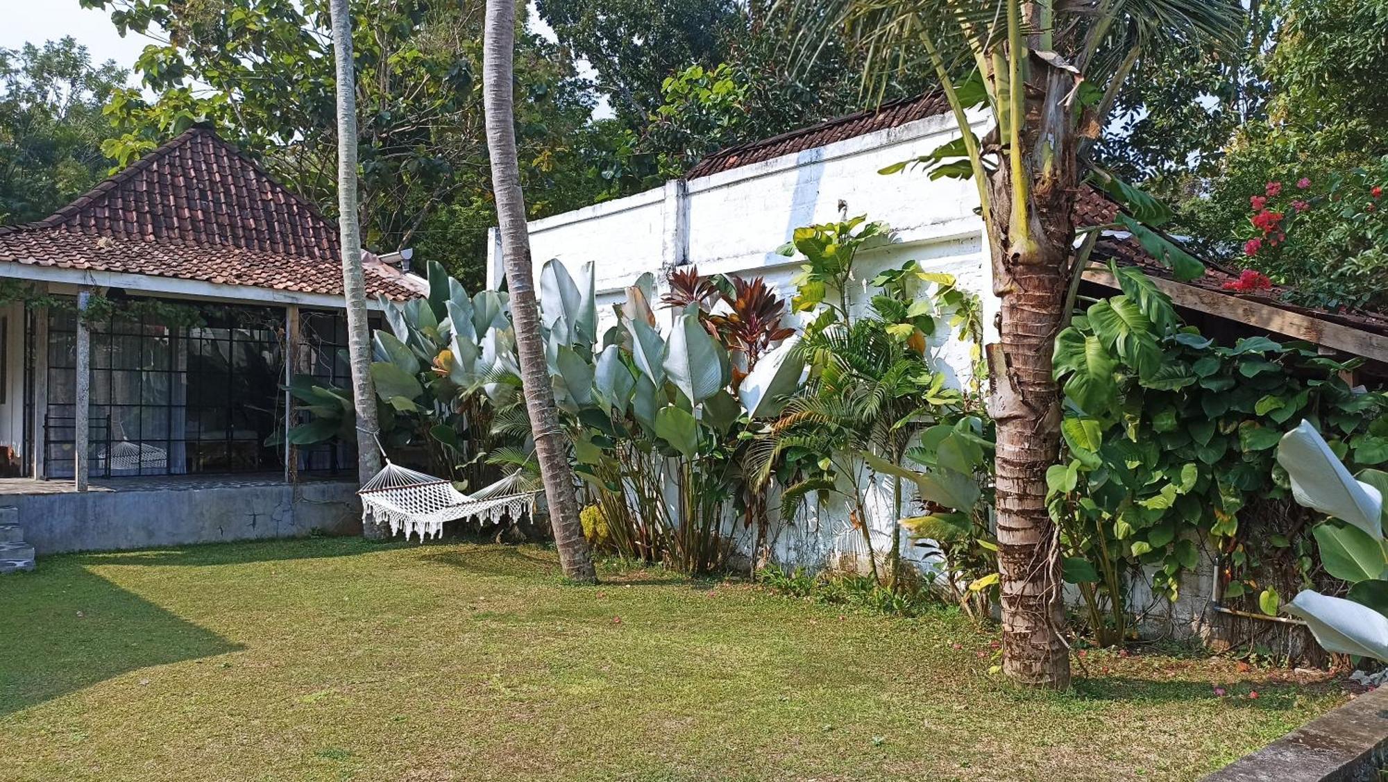 Sunmoonstarvillas Yogyakarta Jarakan Exterior foto